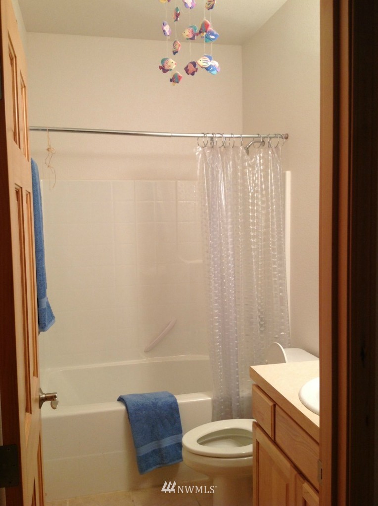 1260 East Old Ranch Road Allyn, WA 98524 - Photo 14 of 18 Gallery Image 14