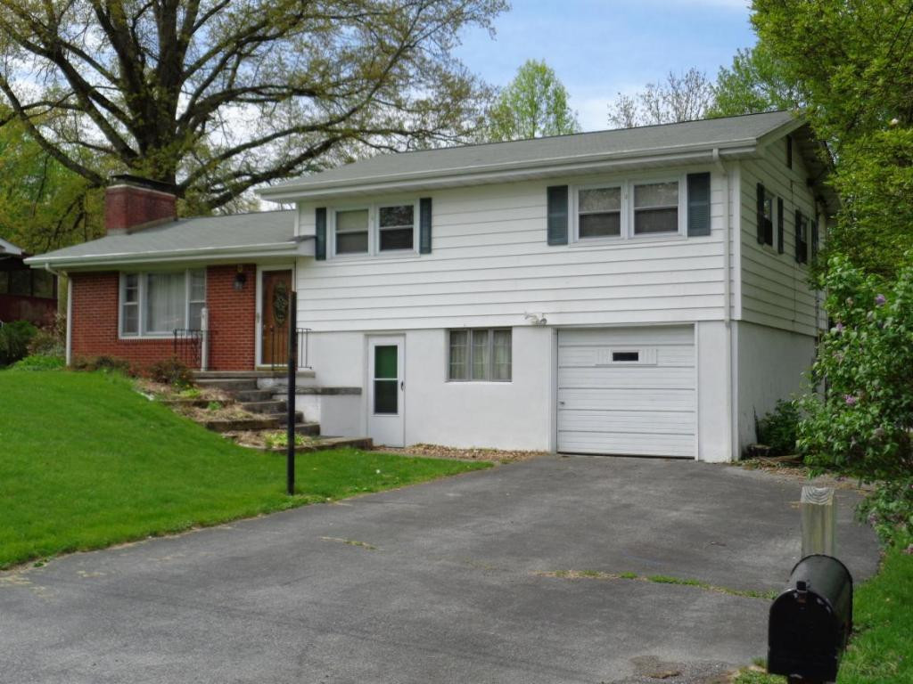 108 Cliffwood Road Bristol, TN 37620 - Photo 6 of 6 Photo 6