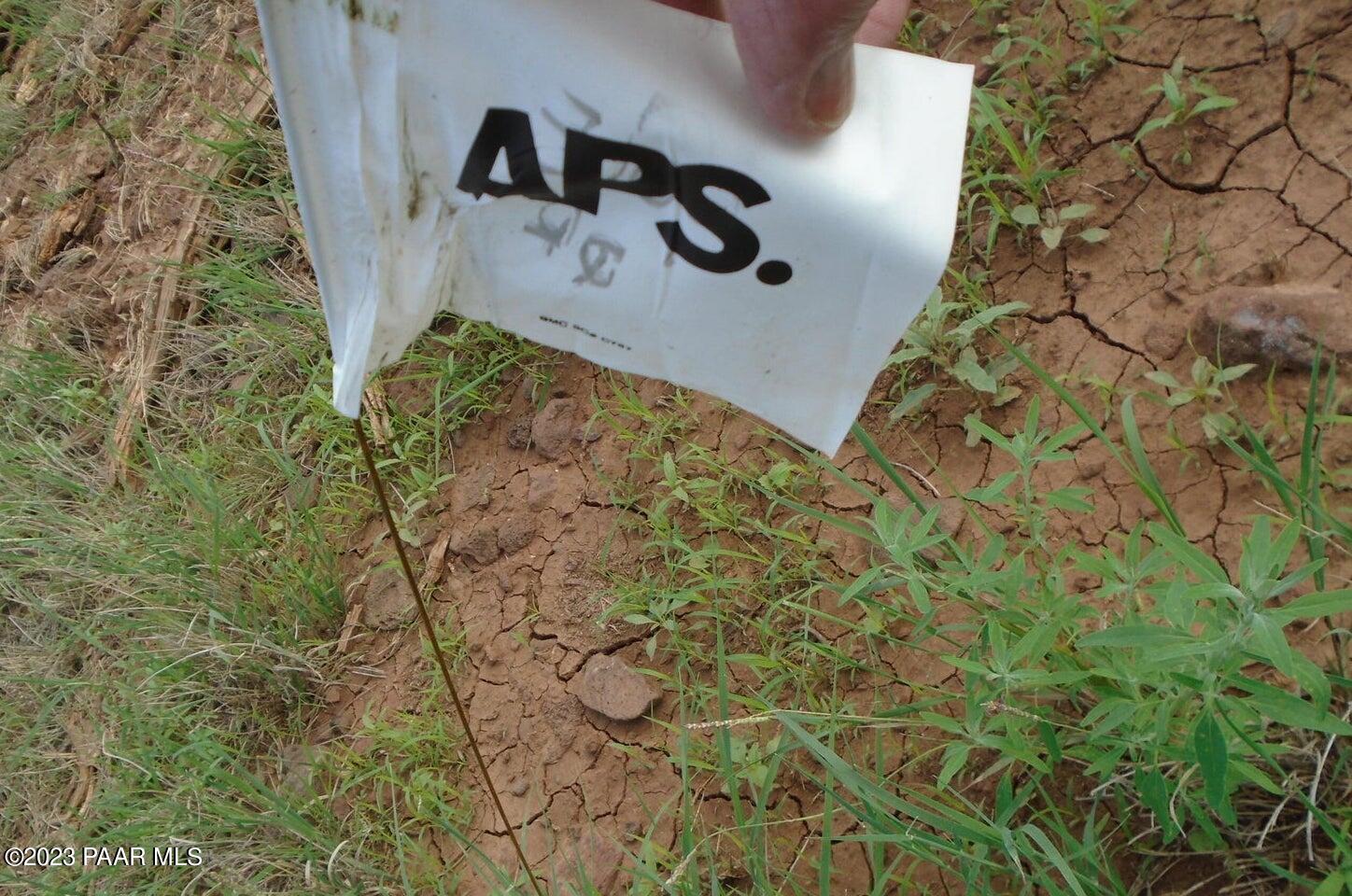 1802 Cumberland Road Ash Fork, AZ 86320 - Photo 4 of 7 a close view of bathroom