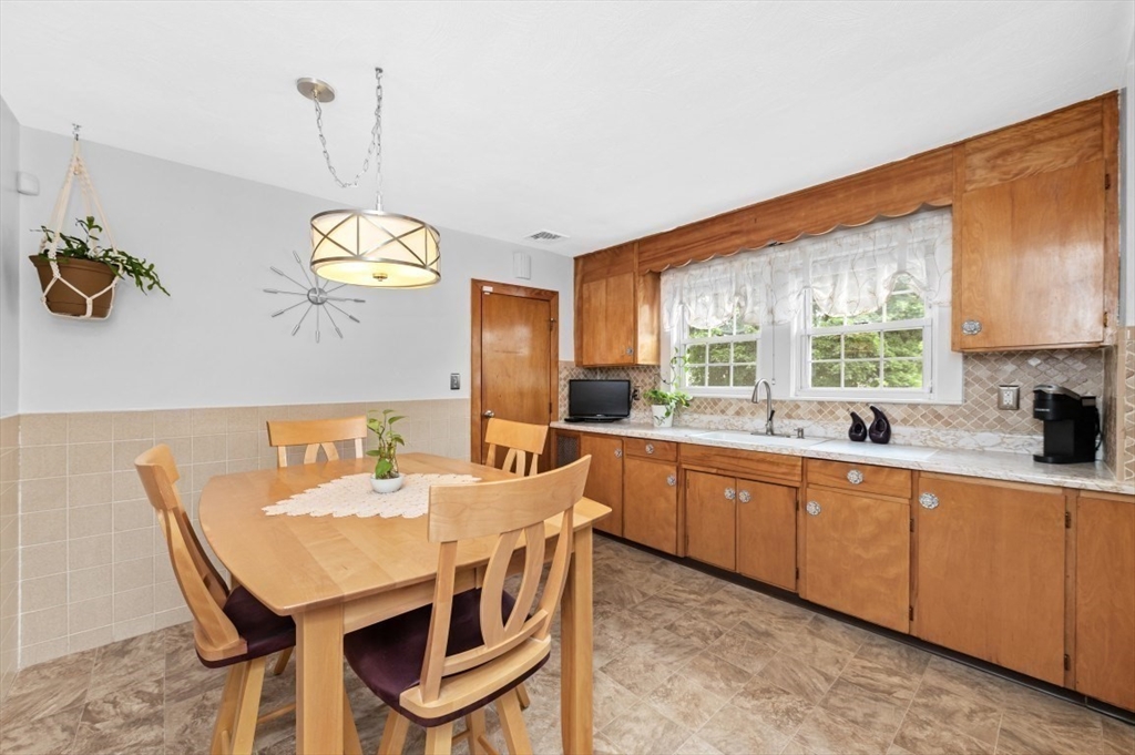 213-215 Main Street Melrose, MA 02176 - Photo 25 of 41