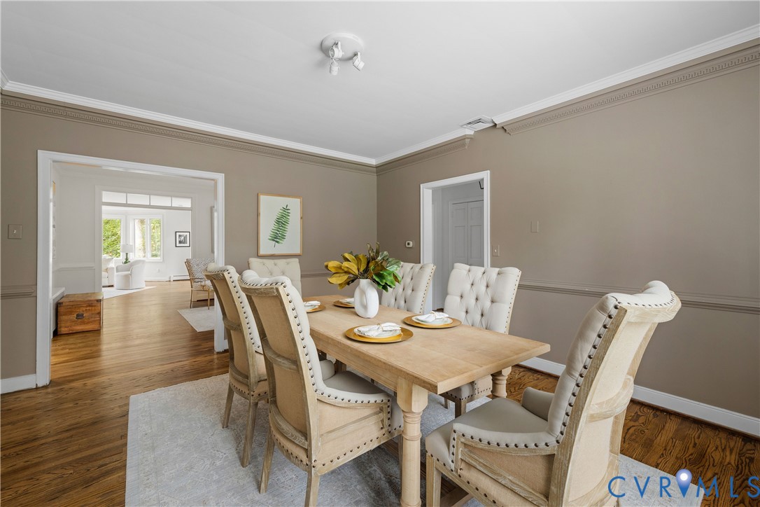 6311 Ridgeway Road Richmond, VA 23226 - Photo 9 of 44 Towards Living Room