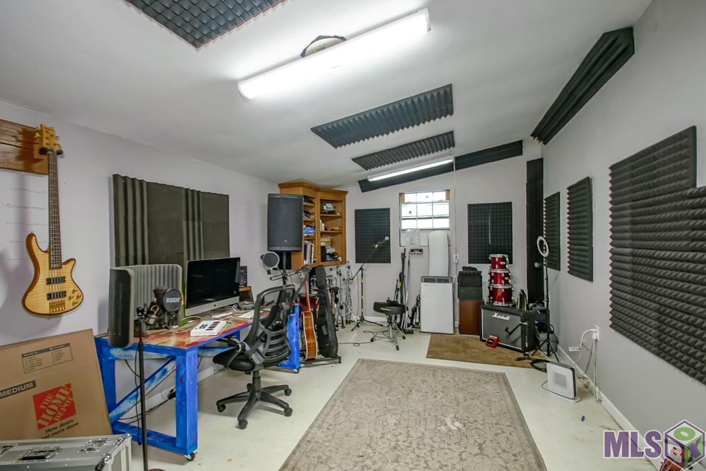 13625 Friendship Road Walker, LA 70785 - Photo 32 of 38