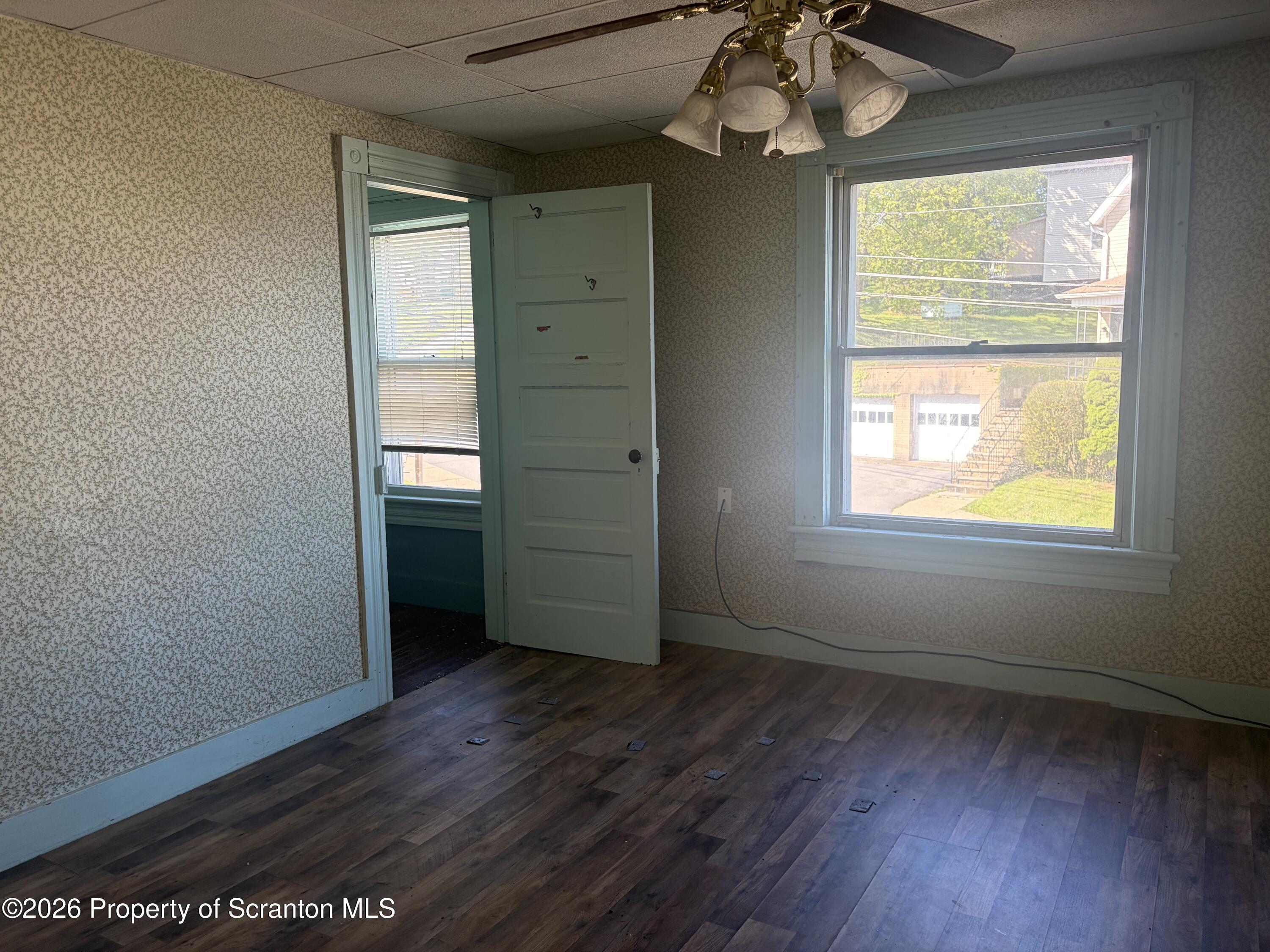 703 Smith Street Scranton, PA 18504 - Photo 2 of 10 IMG_1548