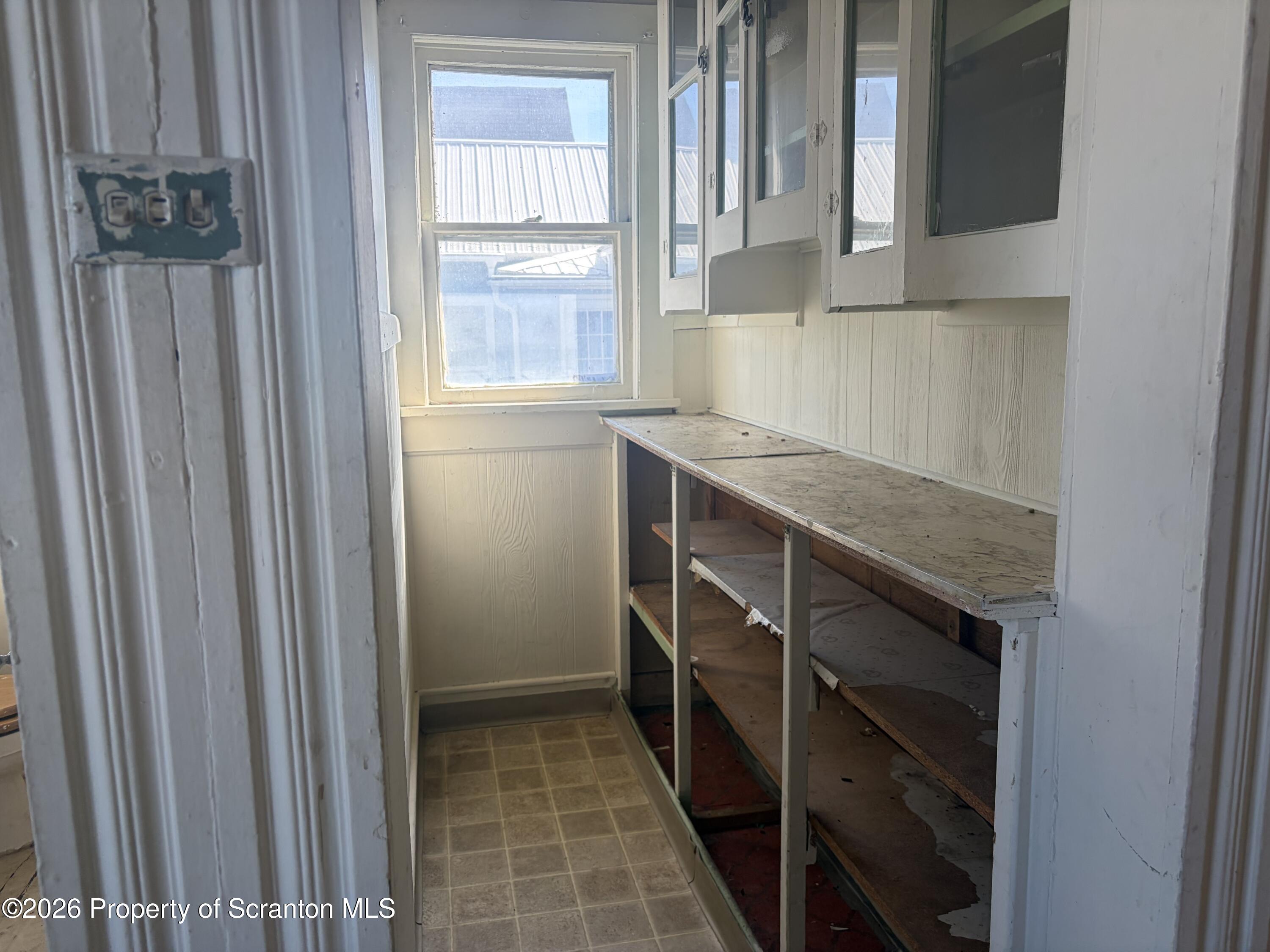 703 Smith Street Scranton, PA 18504 - Photo 8 of 10 IMG_1529