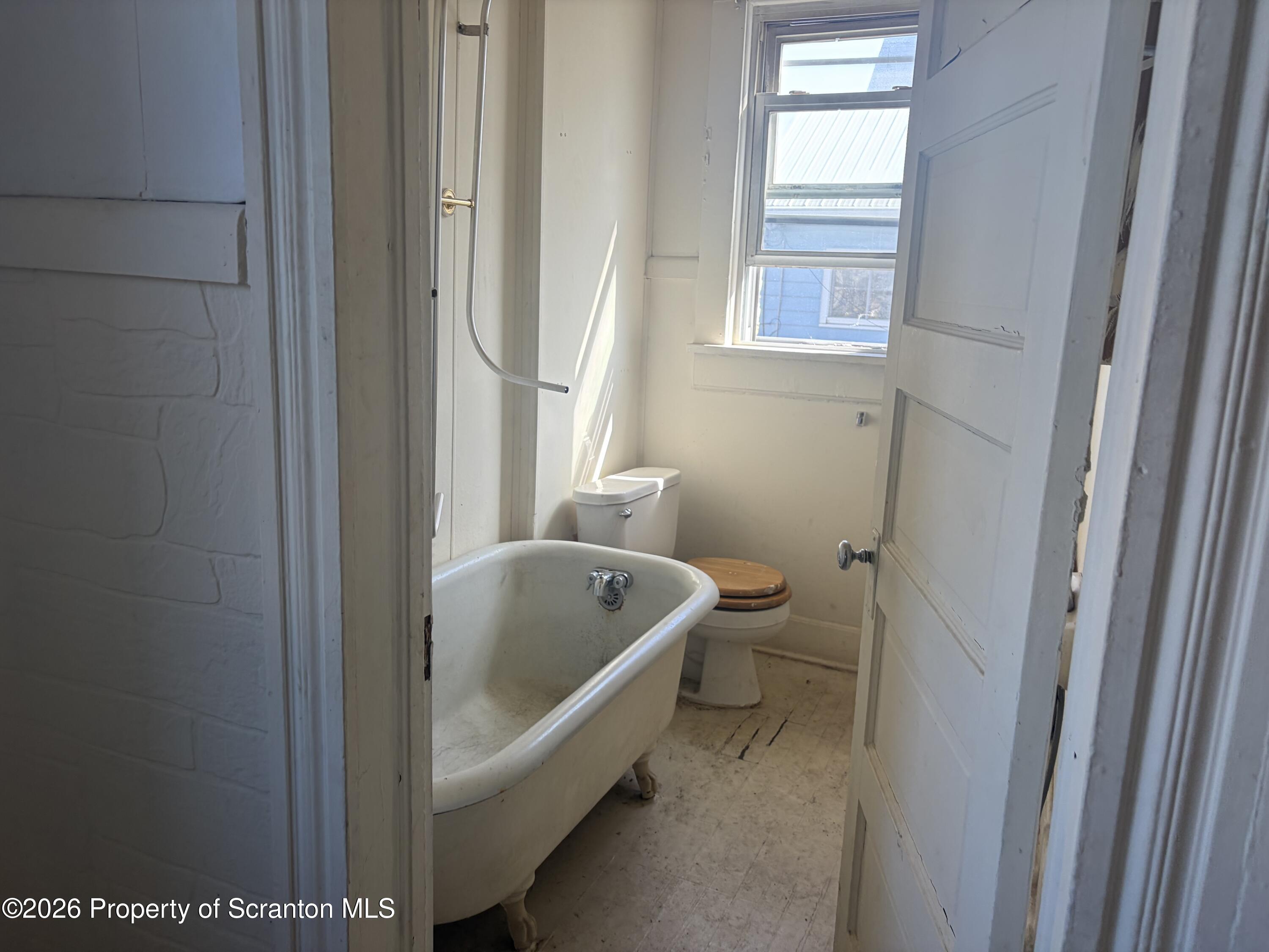 703 Smith Street Scranton, PA 18504 - Photo 10 of 10 IMG_1528