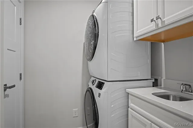 a view of an empty room with empty shelves