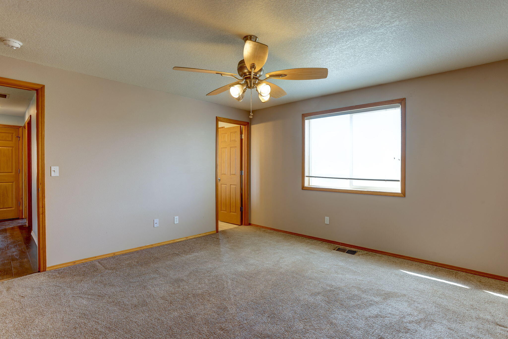253 Center Ridge Drive Culver, OR 97734 - Photo 15 of 27 16-web-or-mls-253 Center Ridge Drive-15