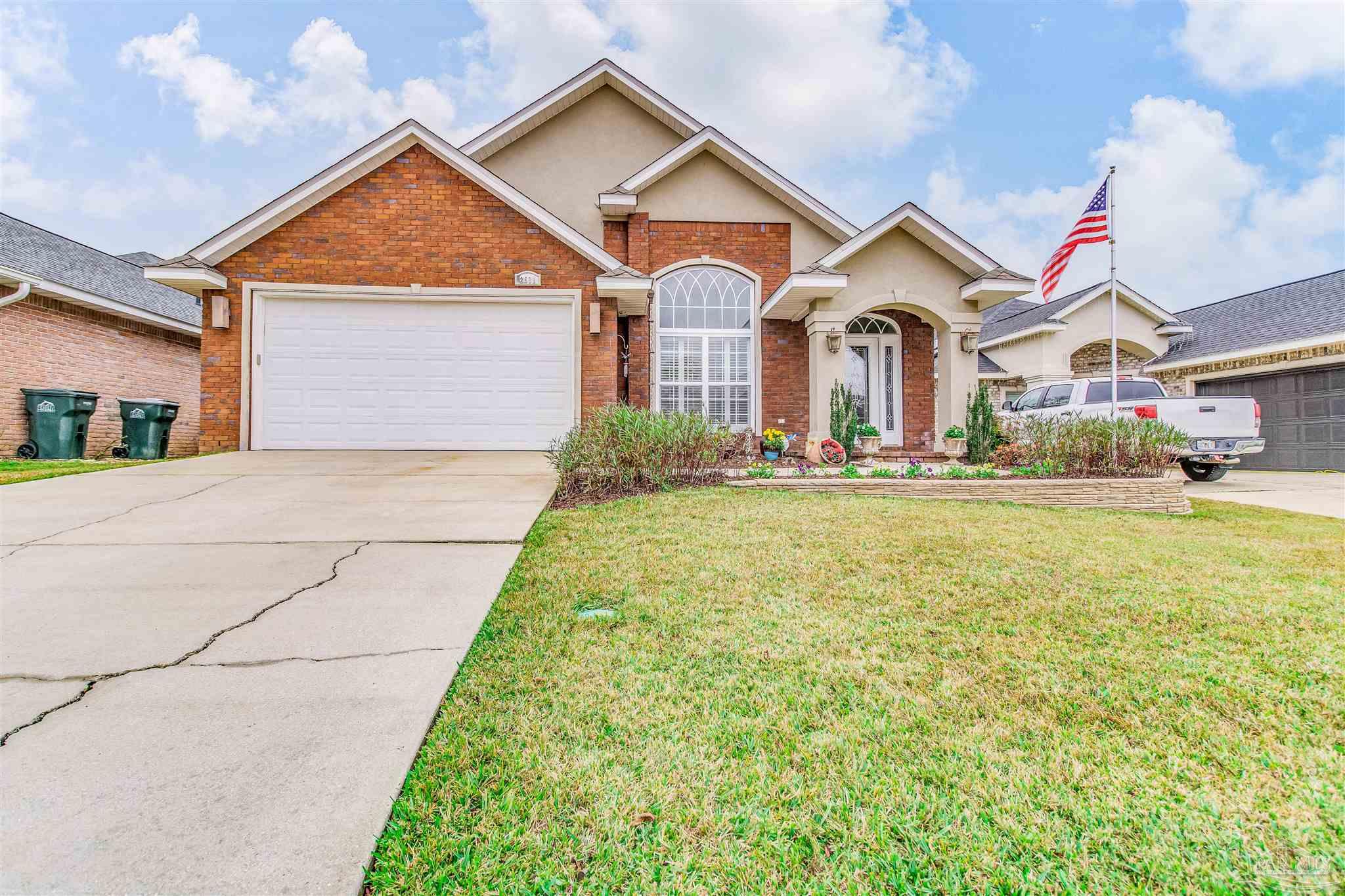 2531 Pine Forest Road Cantonment, FL 32533 - Photo 2 of 43 Gallery Image 2
