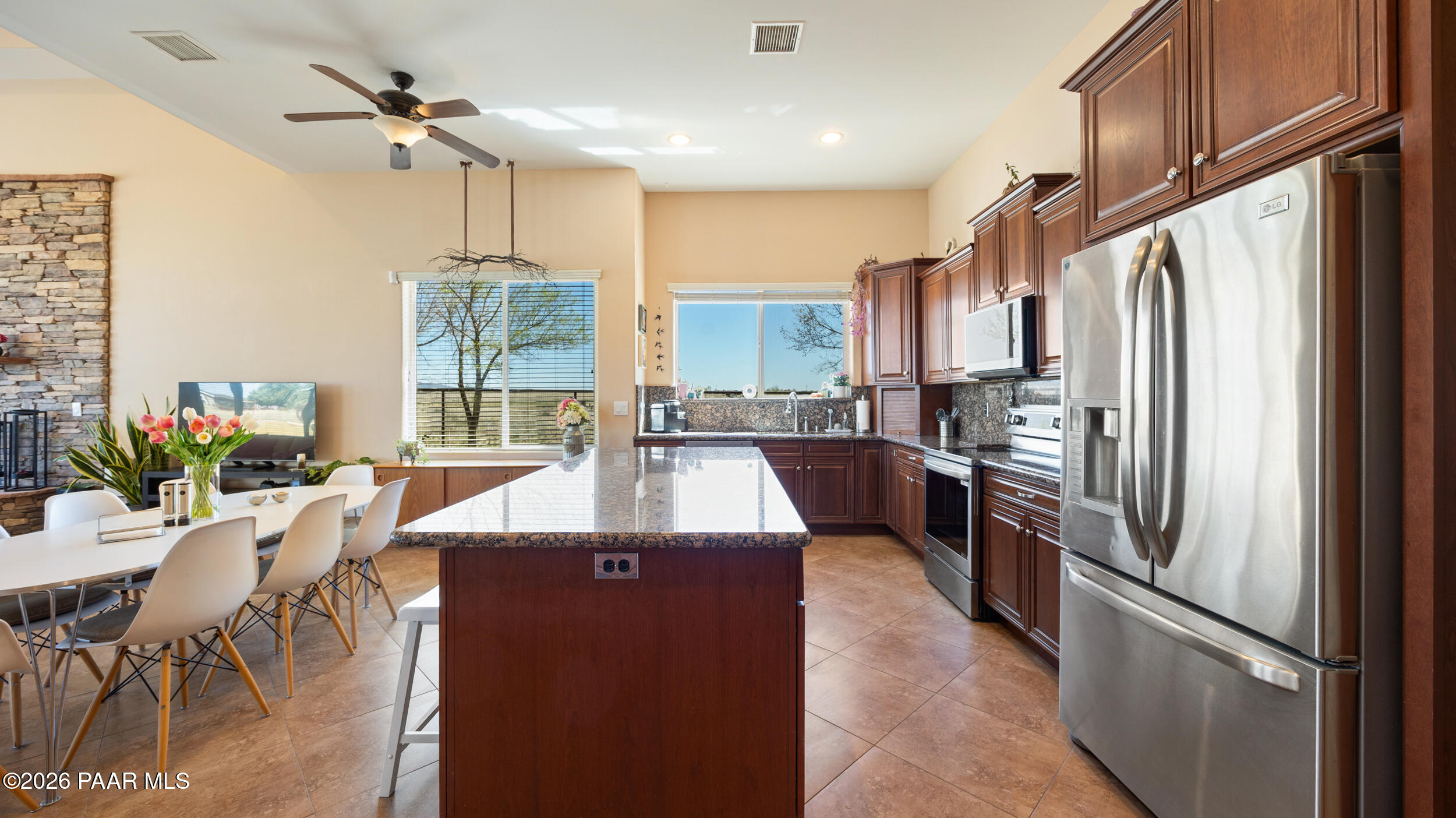 9605 North Coyote Springs Road Prescott Valley, AZ 86315 - Photo 10 of 44 Kitchen