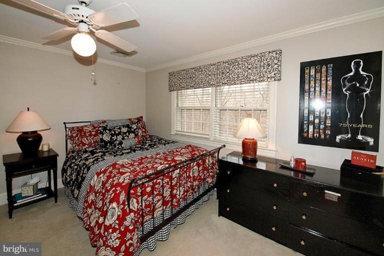 980 Saigon Road McLean, VA 22102 - Photo 12 of 16 Bedroom #4