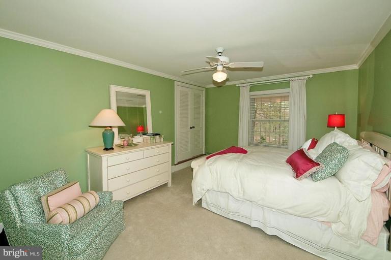 980 Saigon Road McLean, VA 22102 - Photo 10 of 16 Bedroom #2