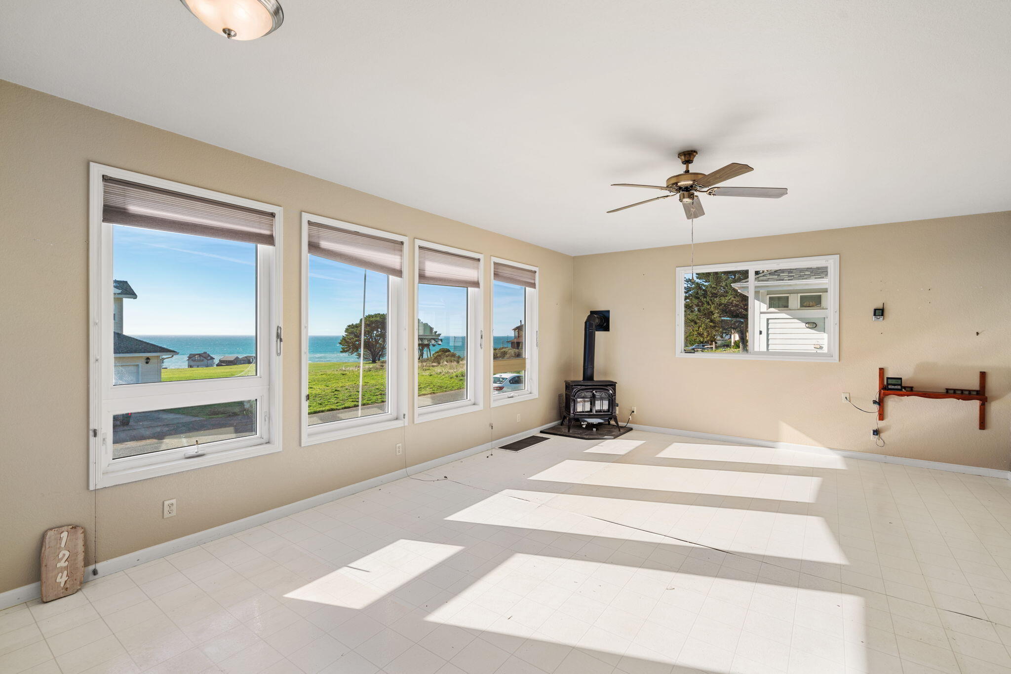 124 Sea View Road Whitethorn, CA 95589 - Photo 8 of 31 8-web-or-mls-DB100044
