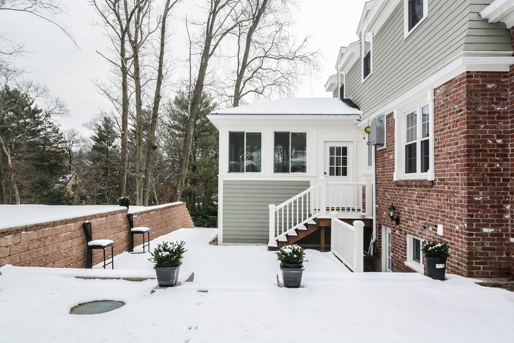 25 Chiltern Road Weston, MA 02493 - Photo 12 of 13 Gallery Image 12