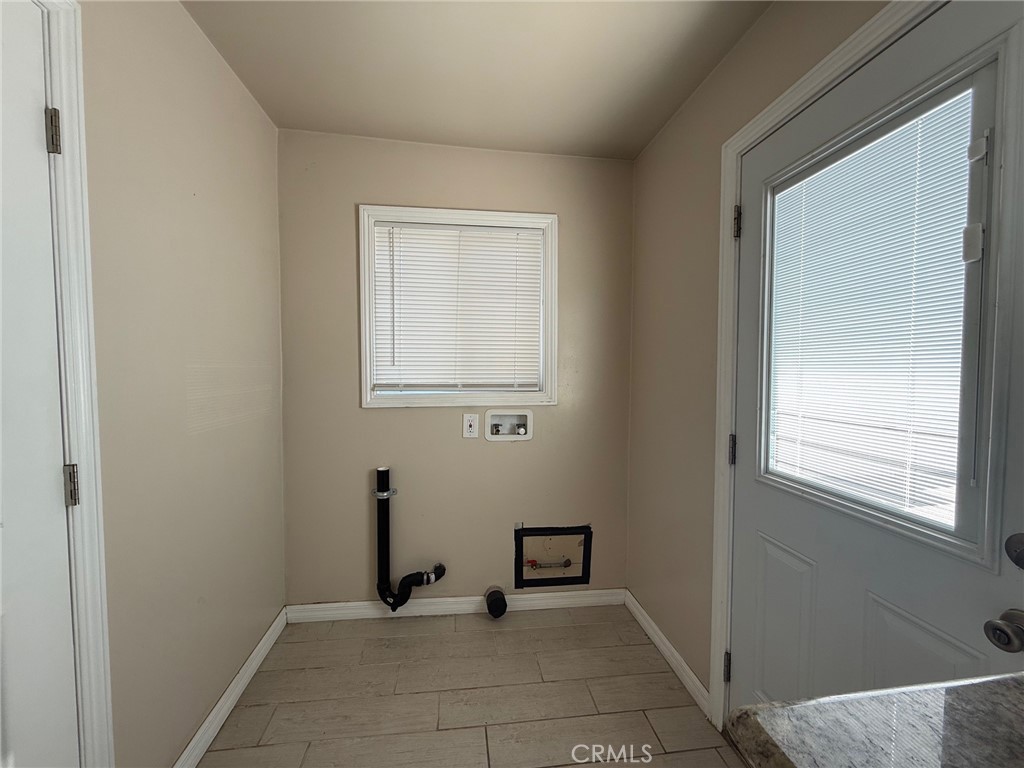 294 Linda Rosa Avenue Pasadena, CA 91107 - Photo 20 of 44