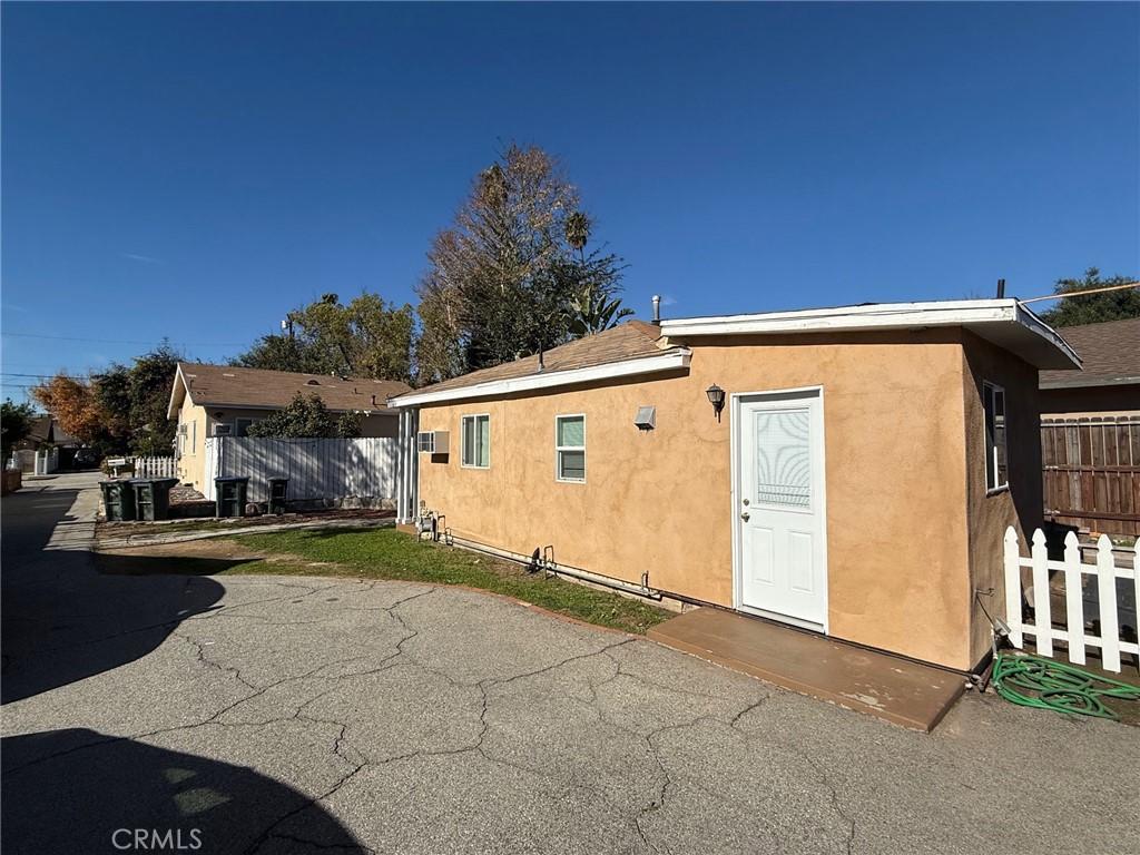 294 Linda Rosa Avenue Pasadena, CA 91107 - Photo 29 of 44