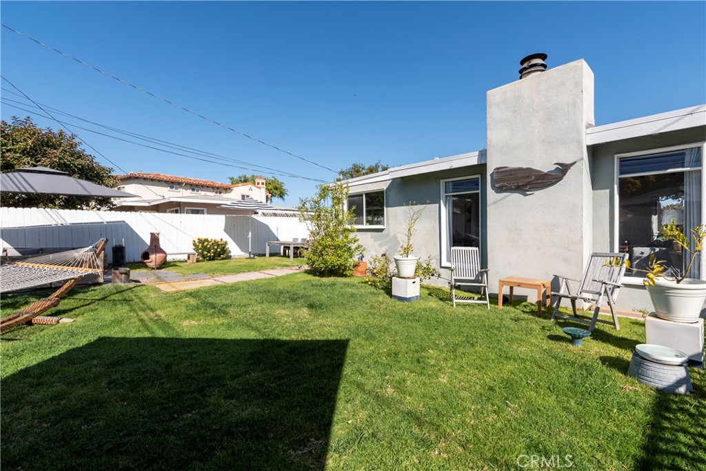 210 Vía Alameda Redondo Beach, CA 90277 - Photo 16 of 19 a view of an house with backyard space and sitting area