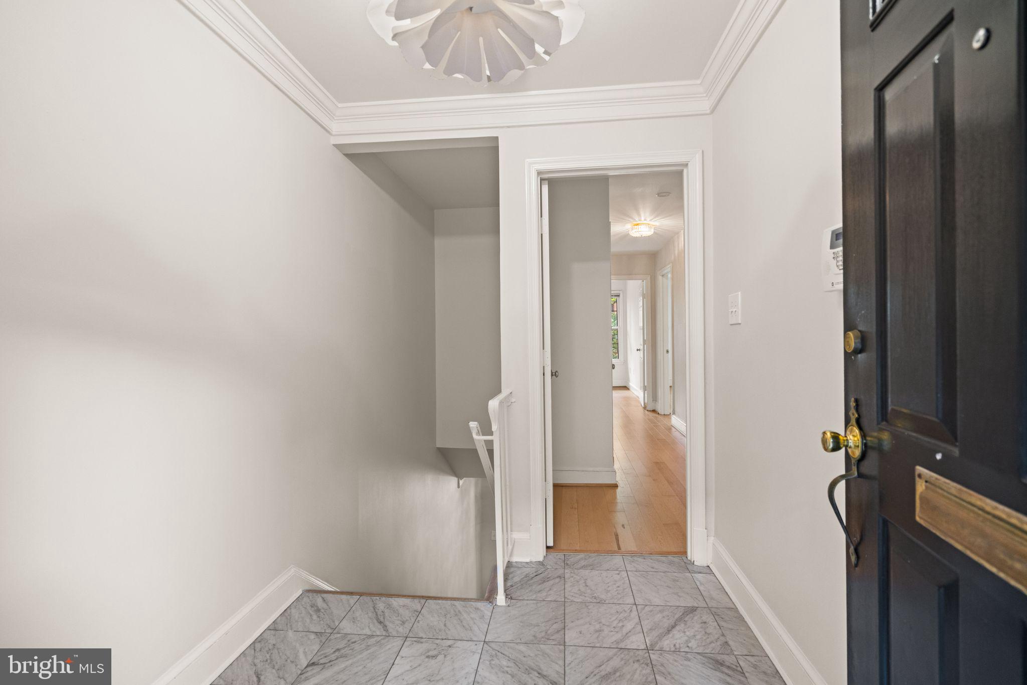 3231 Sutton Place Northwest, Unit D Washington, DC 20016 - Photo 4 of 41