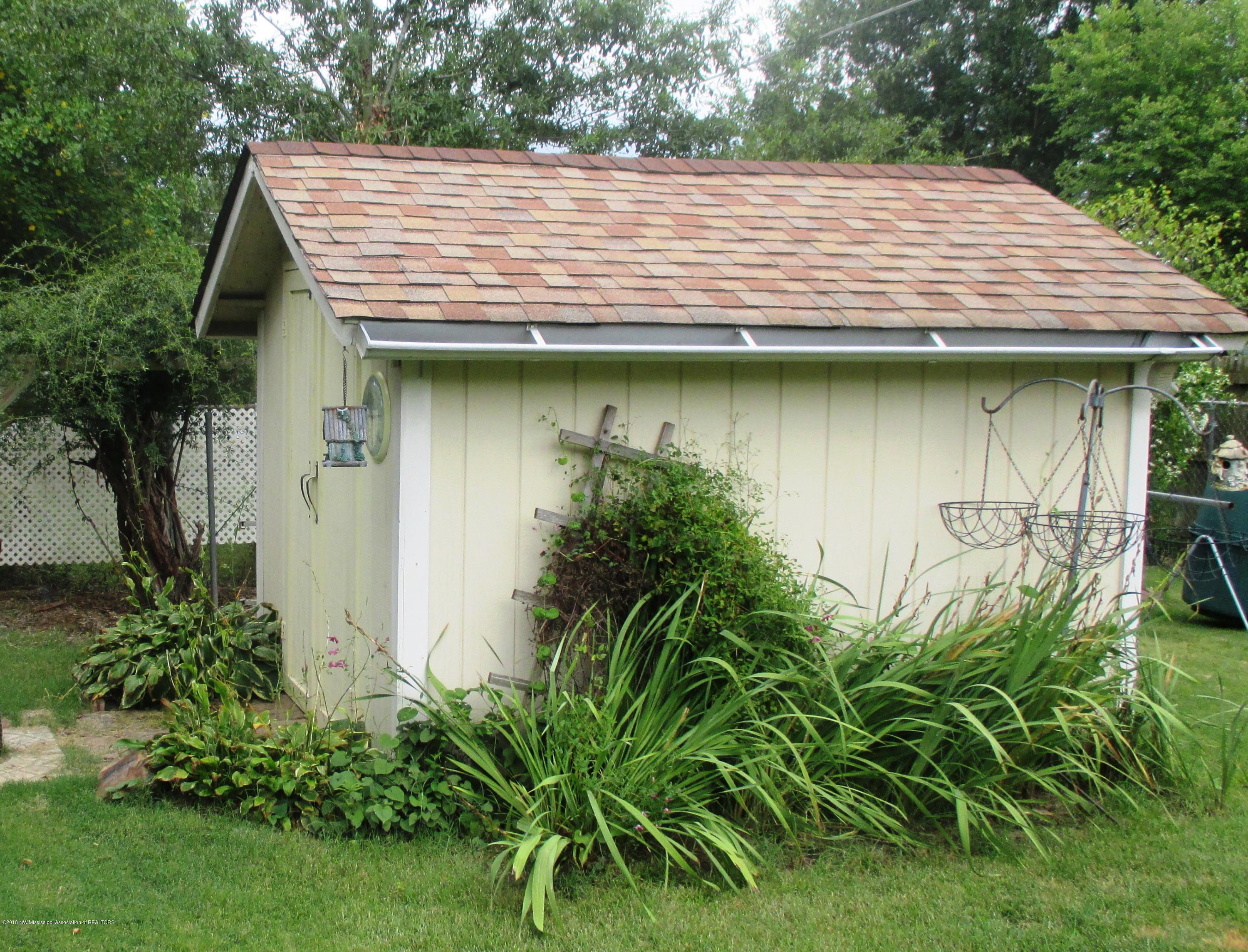 7331 Kingcrest Road Olive Branch, MS 38654 - Photo 22 of 25 Storage Building