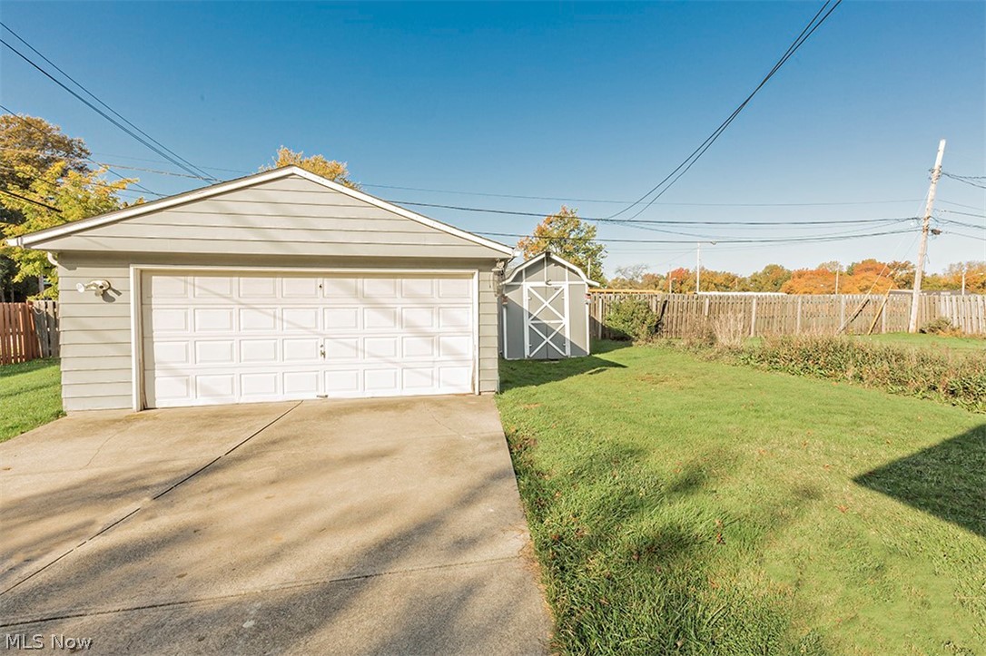 1460 Evanston Road Lyndhurst, OH 44124 - Photo 31 of 35
