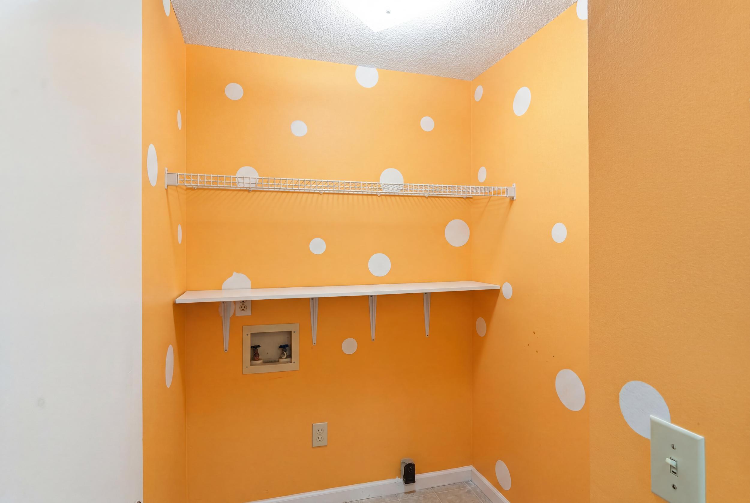 36 Manor Boulevard Hanahan, SC 29410 - Photo 24 of 43 dsc00267_declutter_a54c5e86