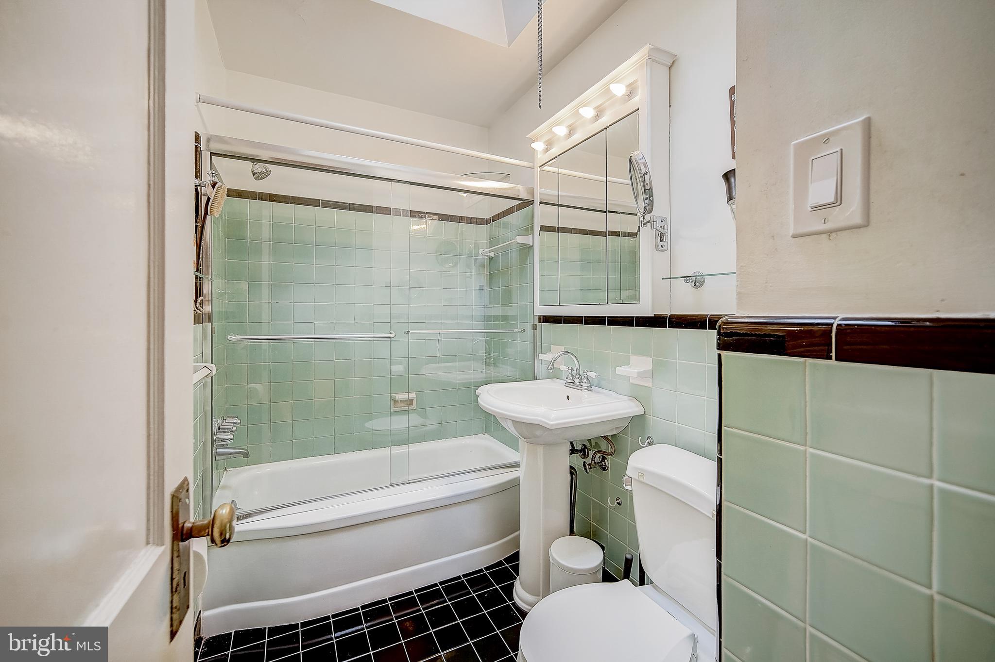 5056 Copley Road Philadelphia, PA 19144 - Photo 16 of 30 Gallery Image 16