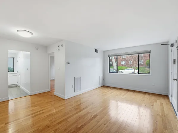 $265,000 | 3835 Davis Place Northwest, Unit 2, Washington, DC 20007