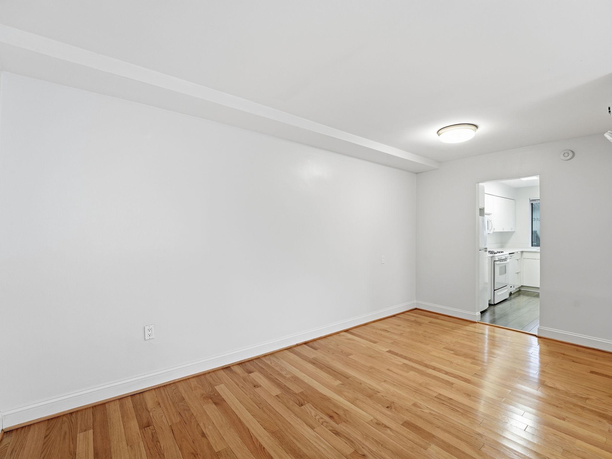 3835 Davis Place Northwest, Unit 2 Washington, DC 20007 - Photo 8 of 29 Space for dining or home office.