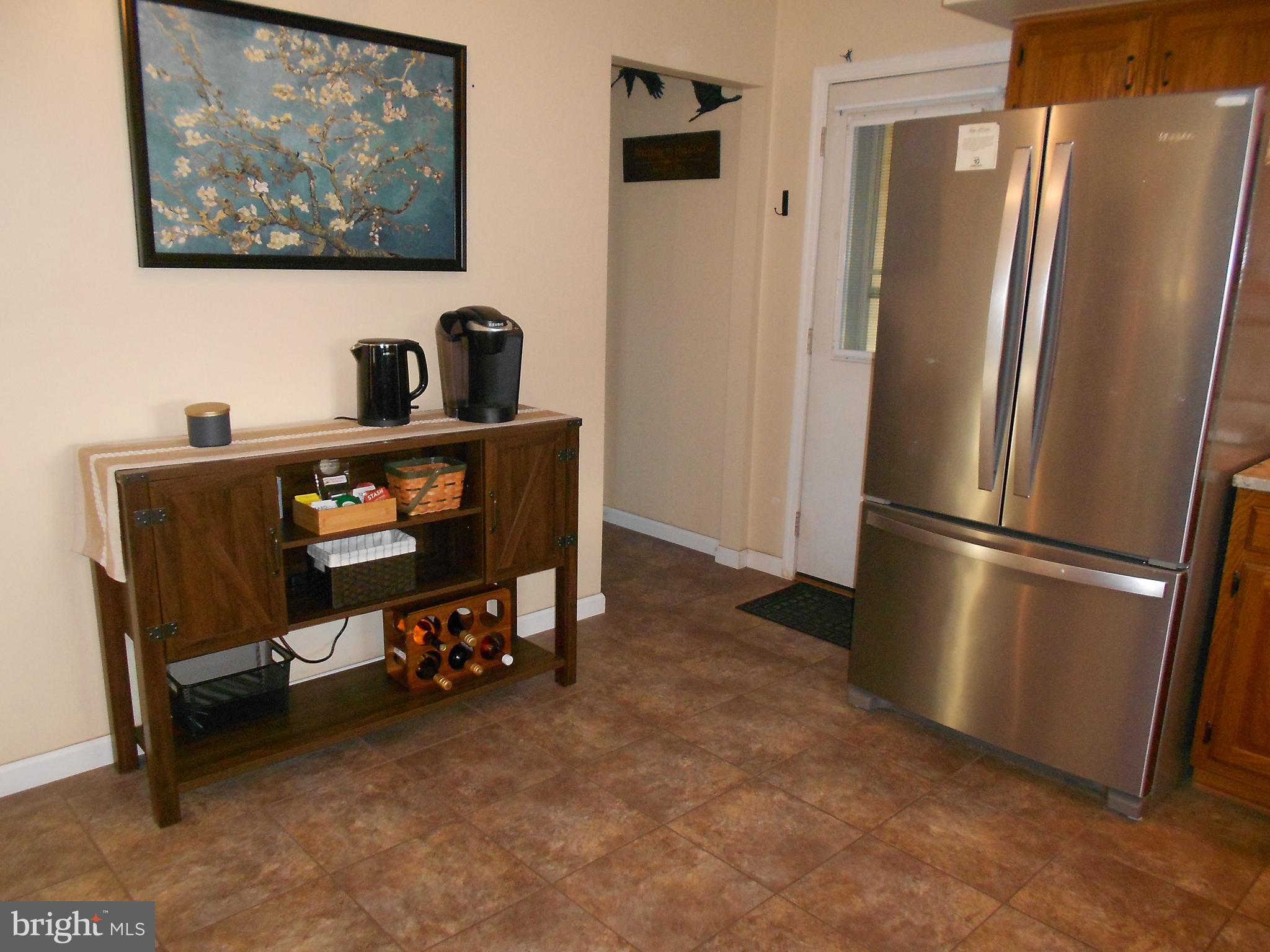 3453 Santee Road Bethlehem, PA 18017 - Photo 6 of 25 Kitchen