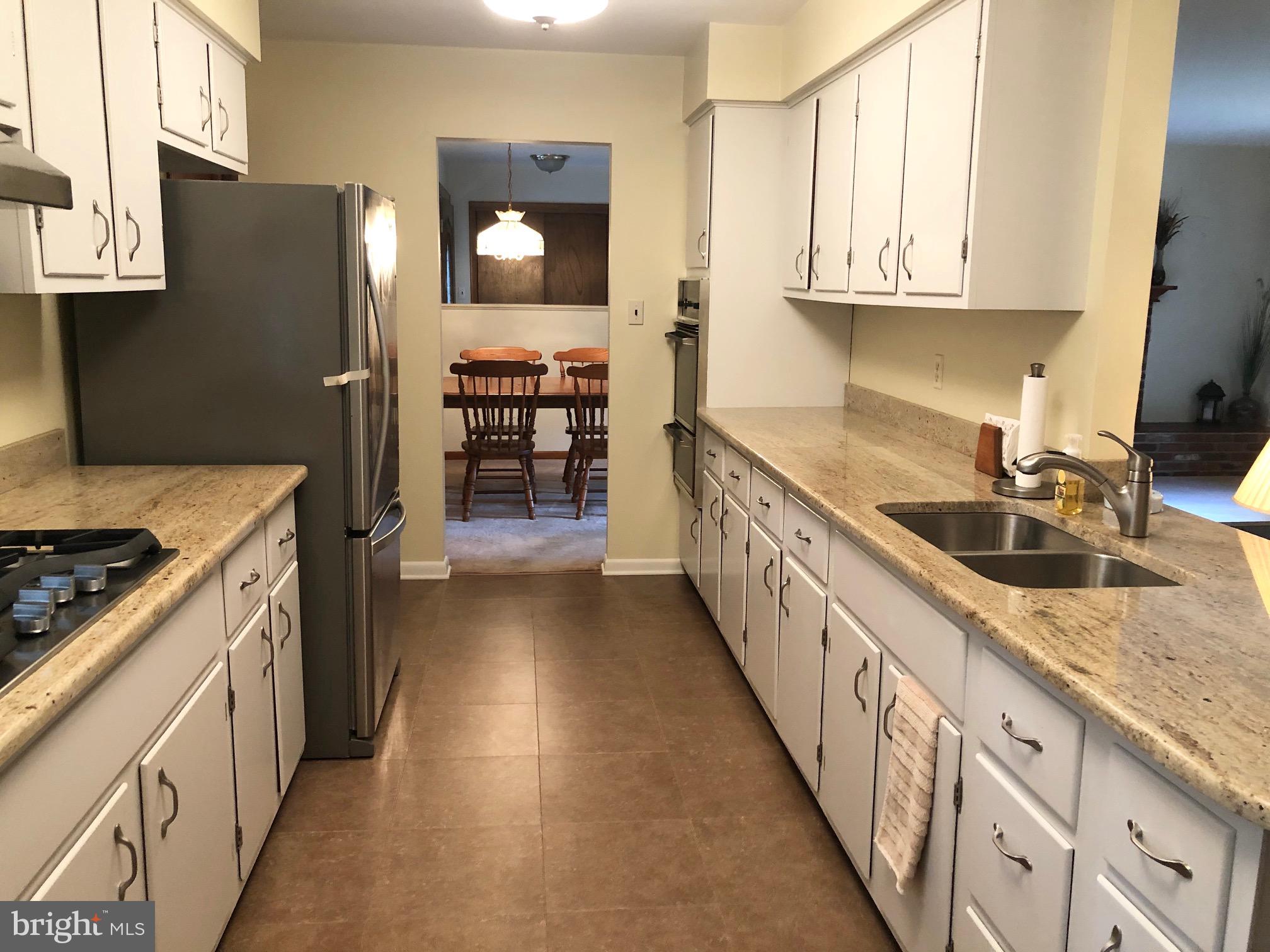 219 Ridge Road Southampton, NJ 08088 - Photo 2 of 20