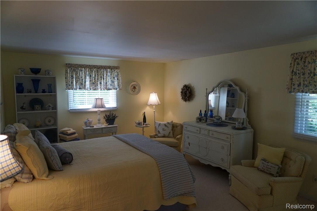385 Beechview Drive Rochester, MI 48306 - Photo 38 of 56 Bedroom #2