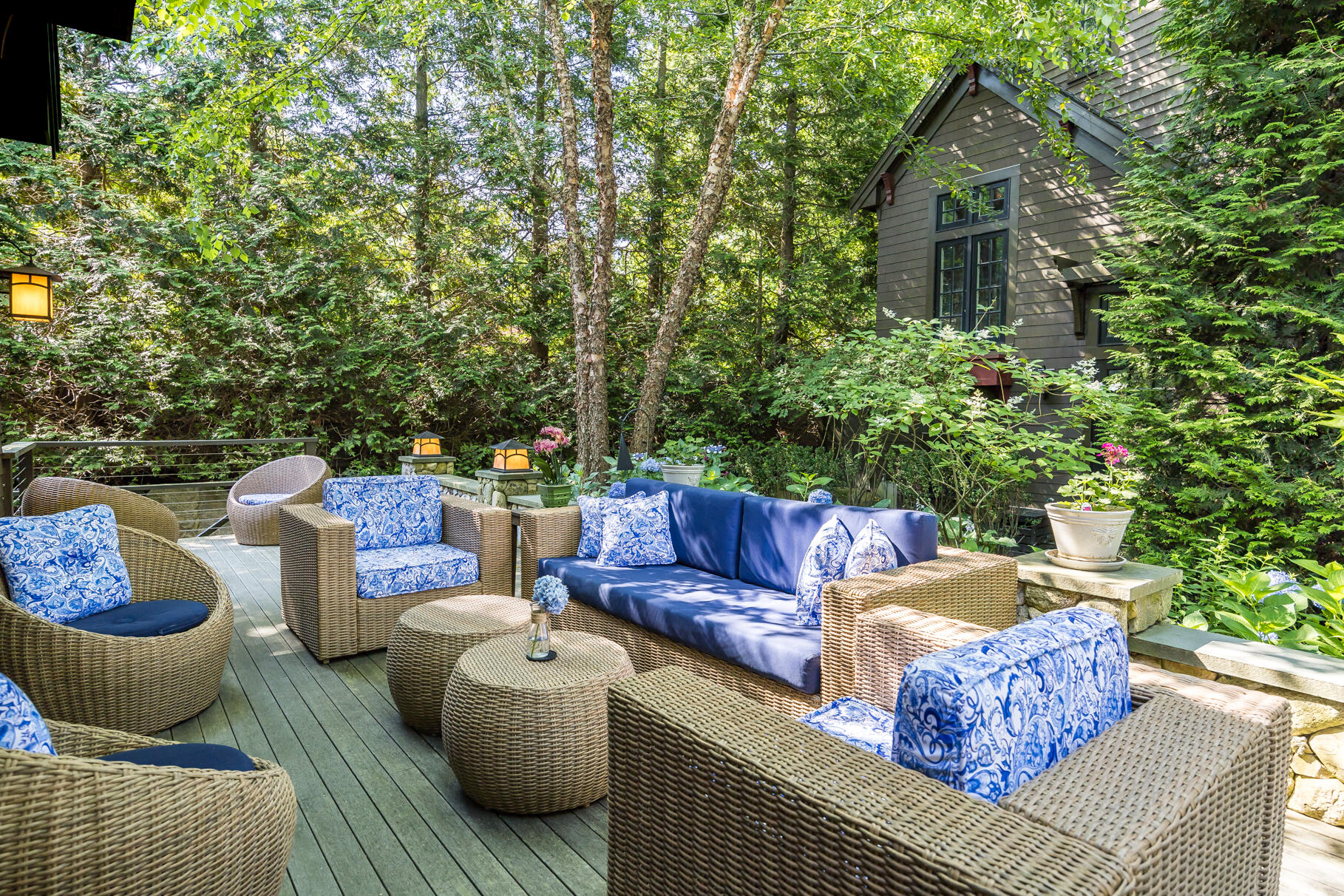 12 Somerset Road Provincetown, MA 02657 - Photo 36 of 38 .