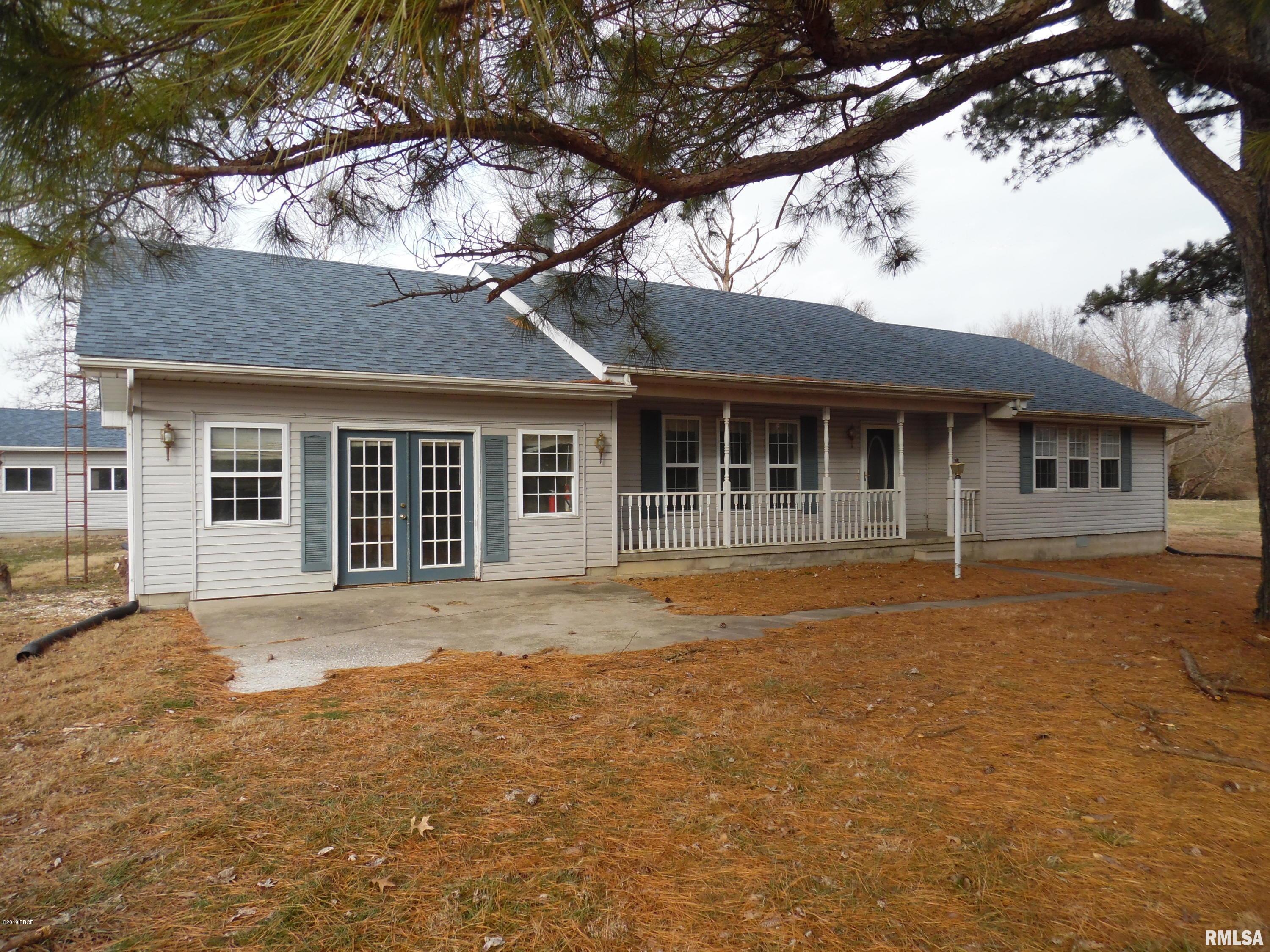 7060 East Richview Road Mount Vernon, IL 62864 - Photo 1 of 32