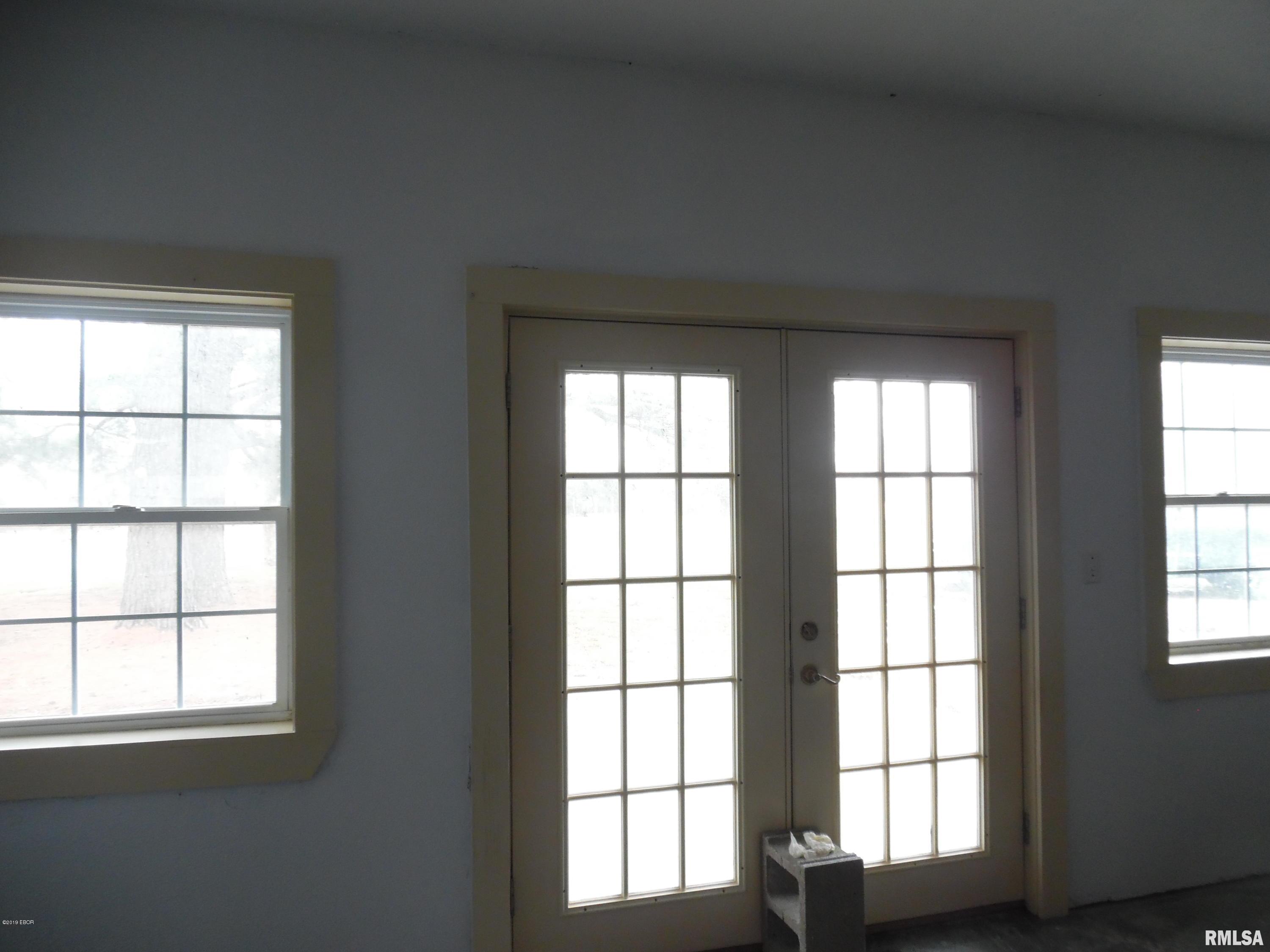 7060 East Richview Road Mount Vernon, IL 62864 - Photo 17 of 32