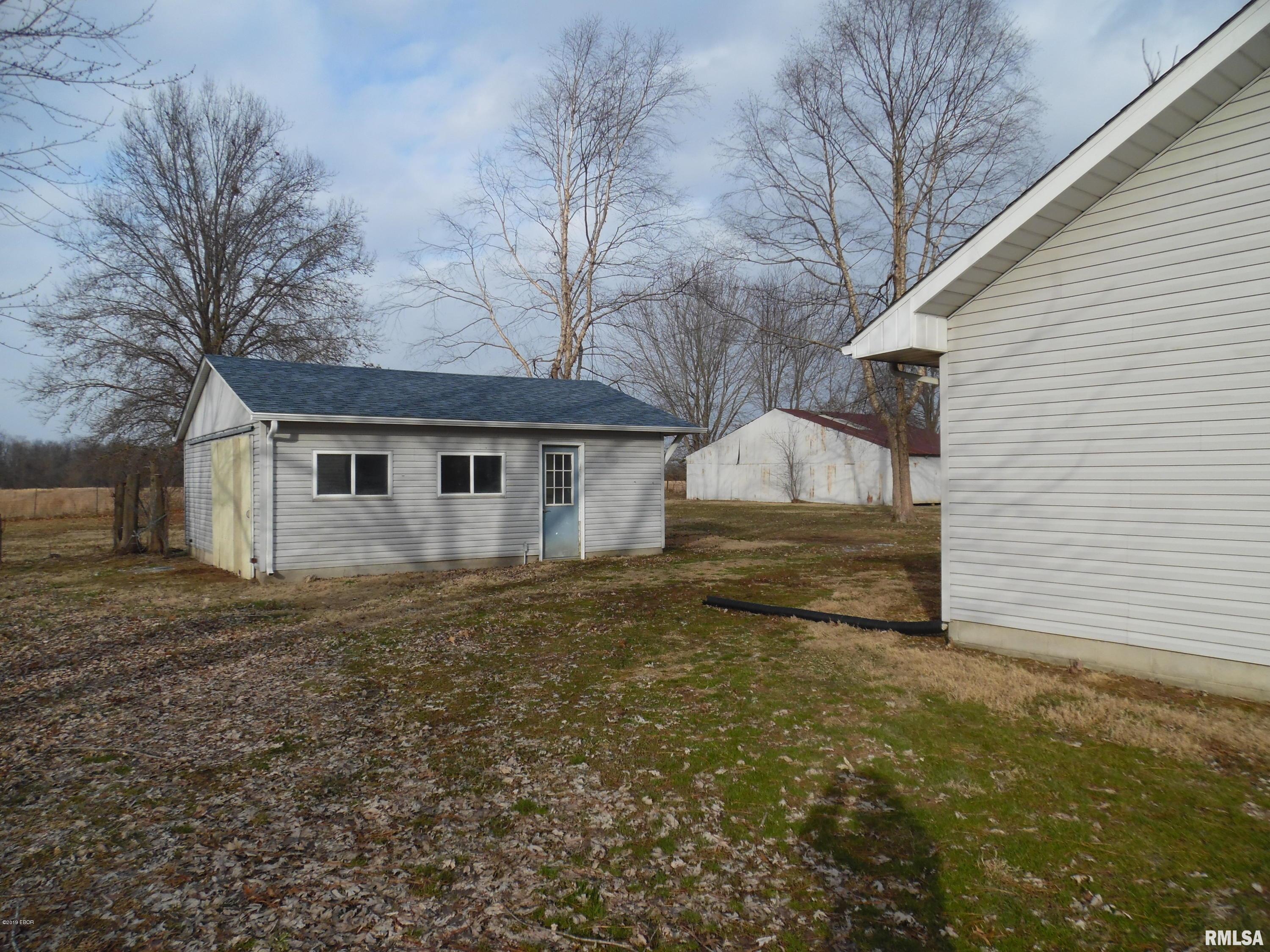 7060 East Richview Road Mount Vernon, IL 62864 - Photo 19 of 32
