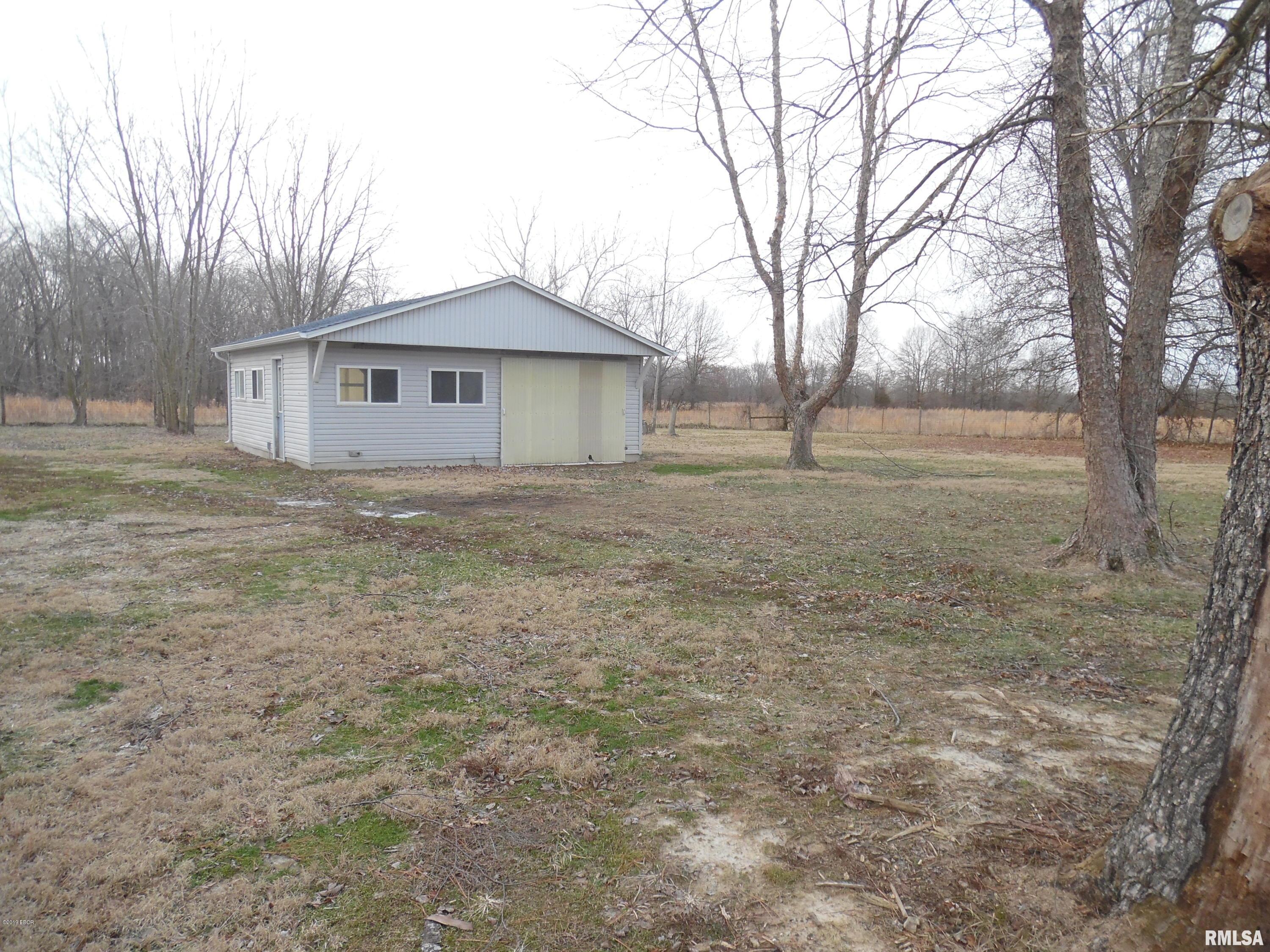 7060 East Richview Road Mount Vernon, IL 62864 - Photo 21 of 32