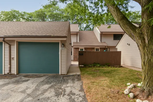 $205,000 | 4844 South 19th Street, Milwaukee, WI 53221