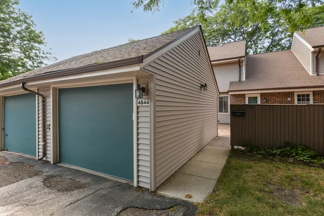 $205,000 | 4844 South 19th Street, Milwaukee, WI 53221