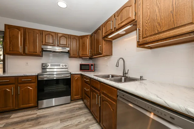 $205,000 | 4844 South 19th Street, Milwaukee, WI 53221