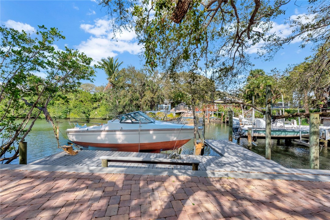 725 Tides Road Vero Beach, FL 32963 - Photo 22 of 28 Gallery Image 22