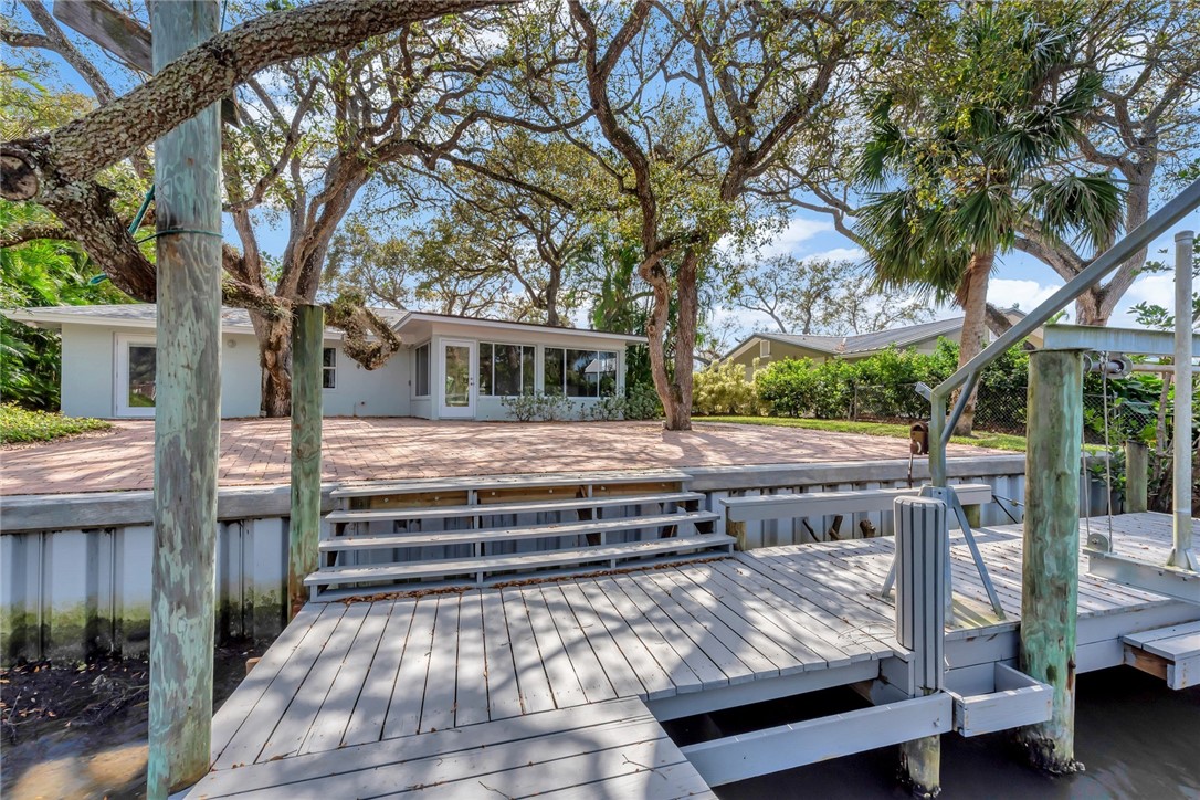 725 Tides Road Vero Beach, FL 32963 - Photo 24 of 28 Gallery Image 24