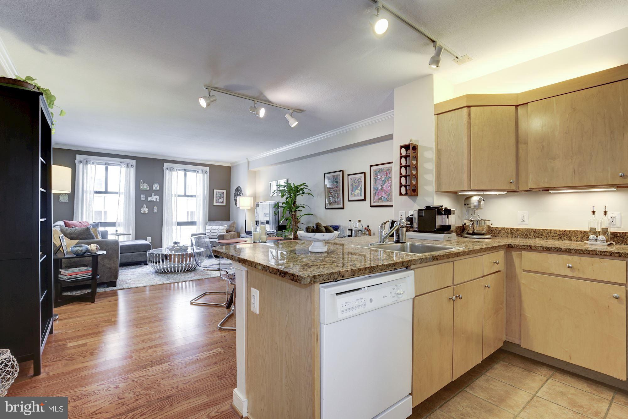 616 E Street Northwest, Unit 321 Washington, DC 20004 - Photo 7 of 24 Kitchen