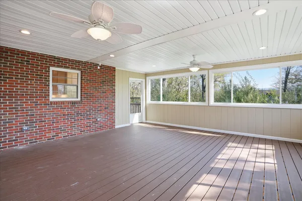 $399,999 | 1116 Summit Avenue, Front Royal, VA 22630