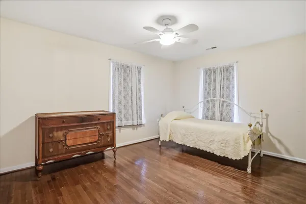 $399,999 | 1116 Summit Avenue, Front Royal, VA 22630