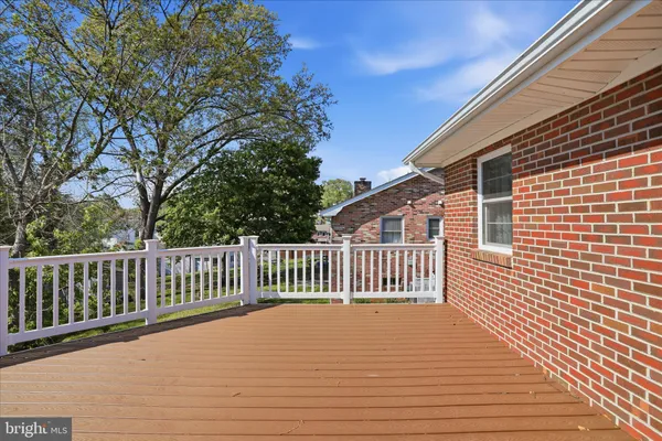 $399,999 | 1116 Summit Avenue, Front Royal, VA 22630