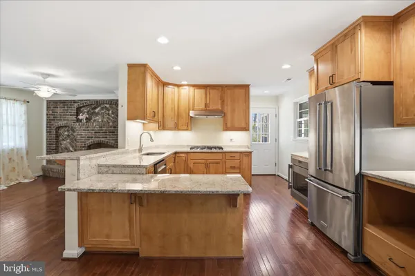 $399,999 | 1116 Summit Avenue, Front Royal, VA 22630