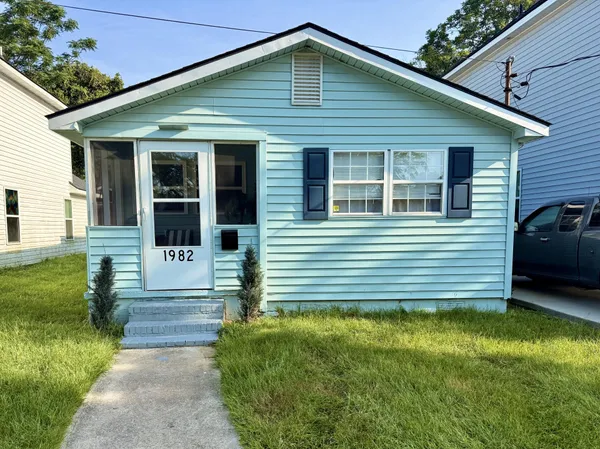 $244,000 | 1982 Irving Avenue, North Charleston, SC 29405