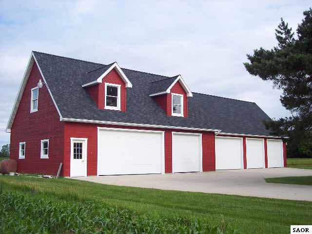 2387 North Chipman Road Owosso, MI 48867 - Photo 3 of 9 47195-2.JPG