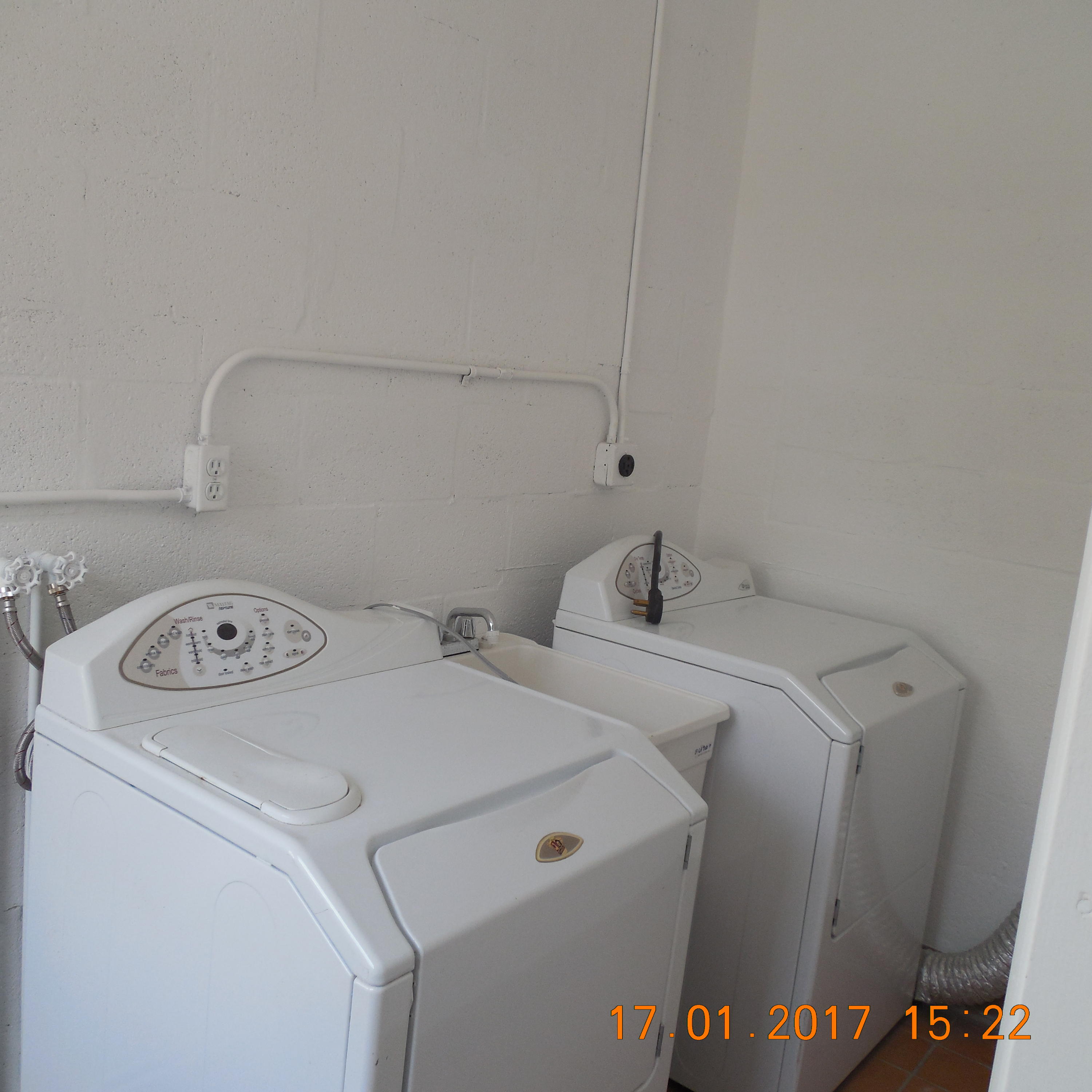 664 West 5th Street Riviera Beach, FL 33404 - Photo 15 of 20 DSCN1328