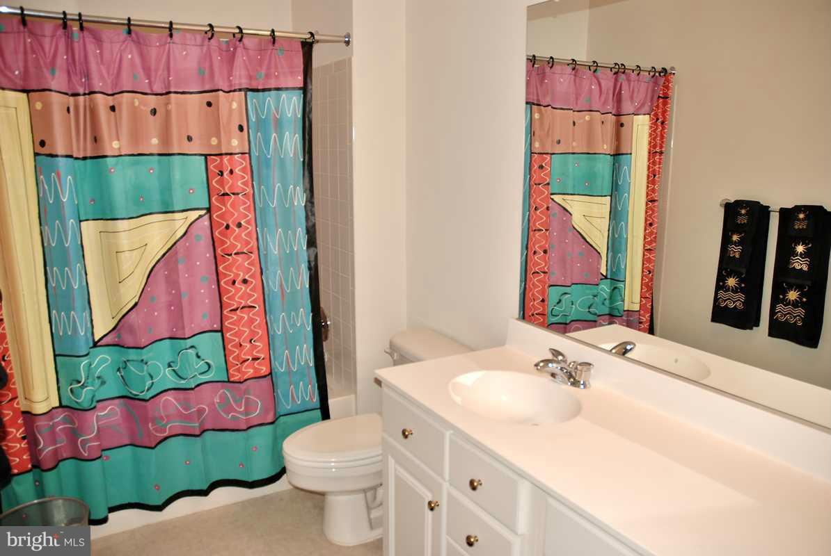 1121 Heartfields Drive Silver Spring, MD 20904 - Photo 12 of 27 Bath