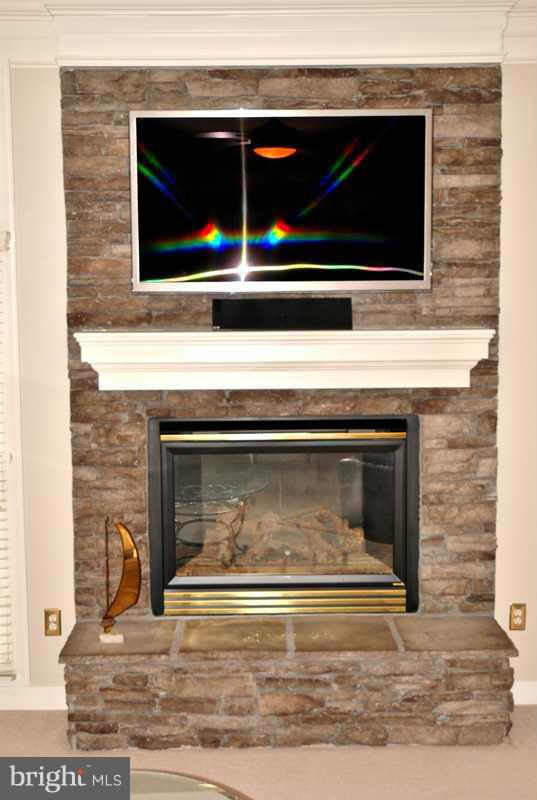 1121 Heartfields Drive Silver Spring, MD 20904 - Photo 17 of 27 Family Room